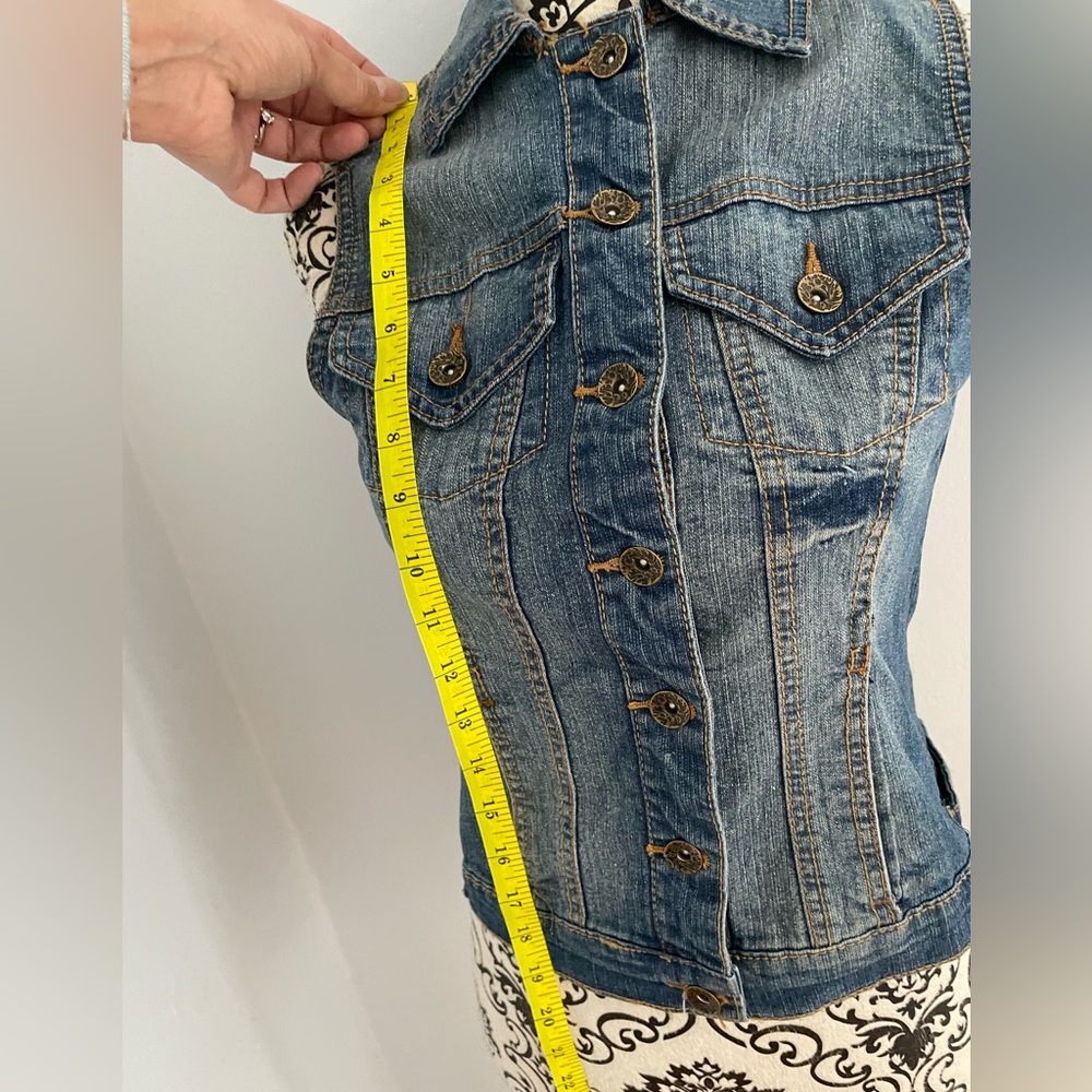 Paris Blues Jeans Vest Size Small - nicely cut - great curves - Picture 6 of 6